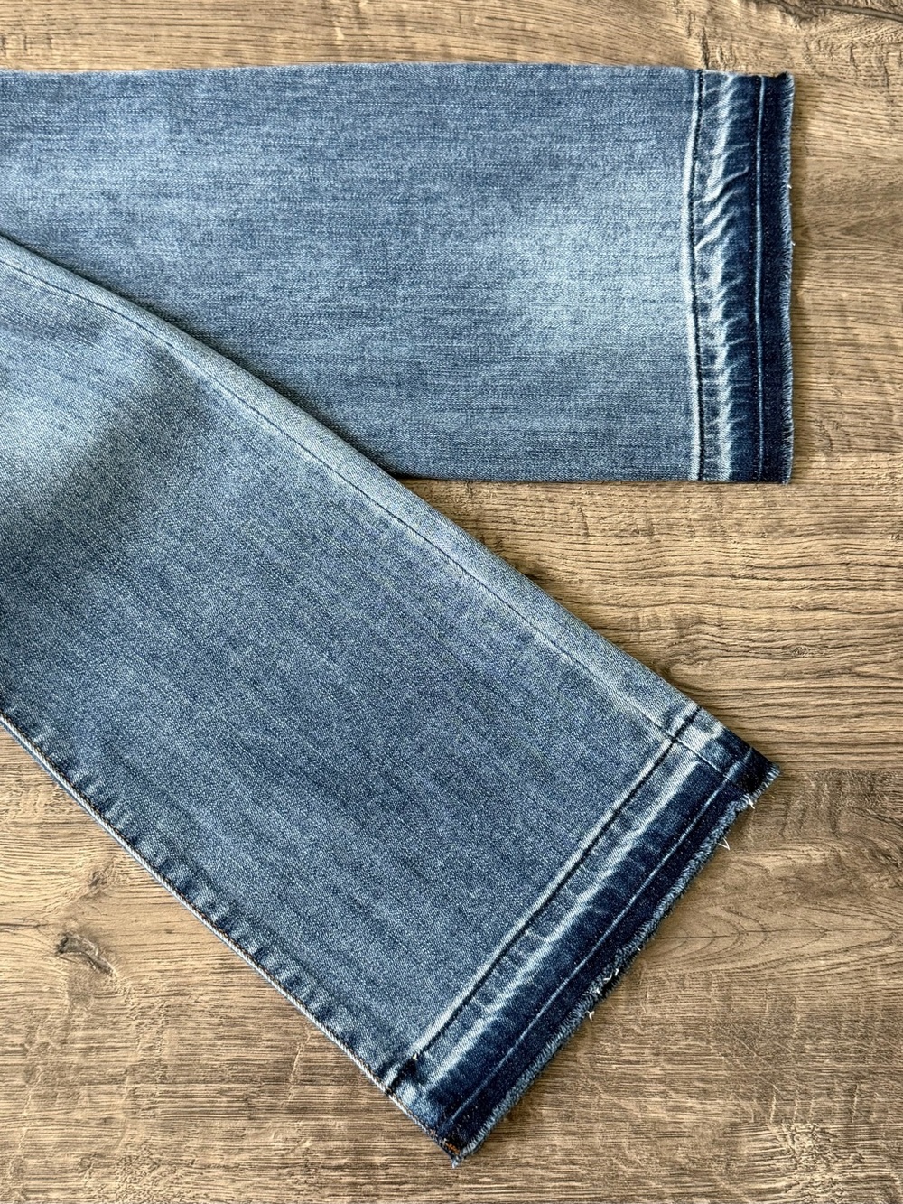 Judy Blue Womens Cropped Boot Jeans Size 11/30 High Rise Raw Hem Distressed - Picture 6 of 13